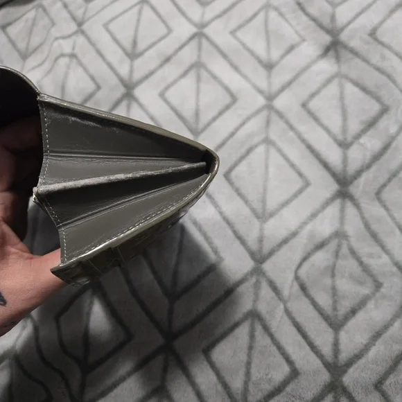 Louis Vuitton wallet - Picture 7 of 7